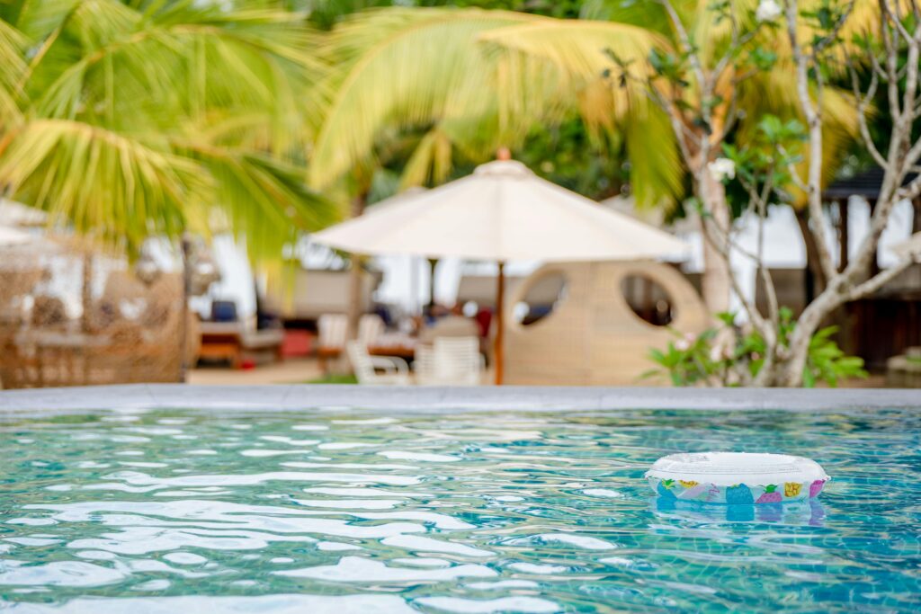 Booking Your Perfect Pool Cabin Getaway