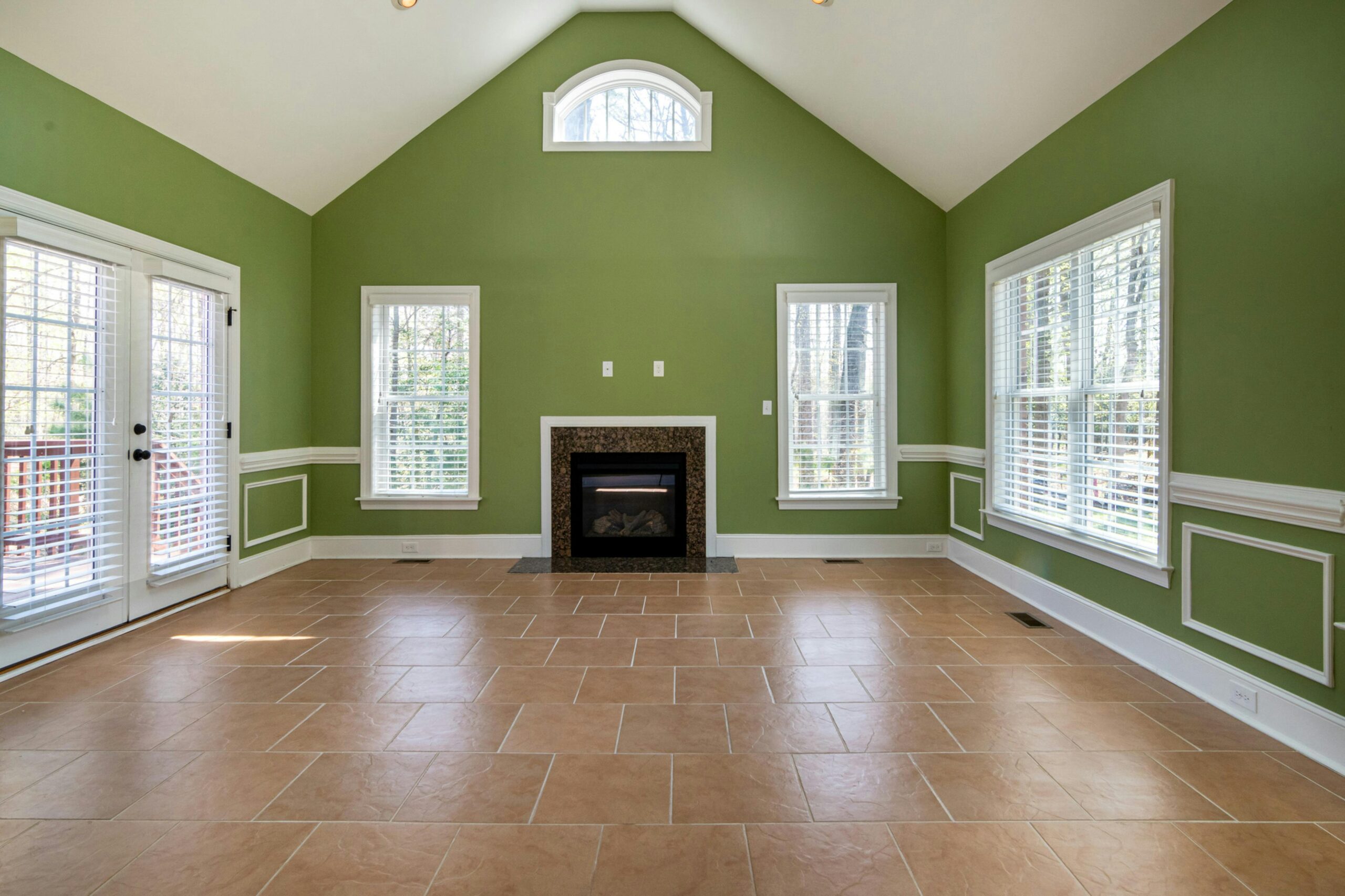 Escape the Hustle: Finding Your Perfect Hideaway Apartments