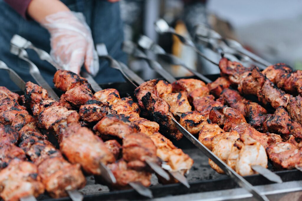 Feeding a Crowd? This is Where Hook Fish & Chicken Shines.