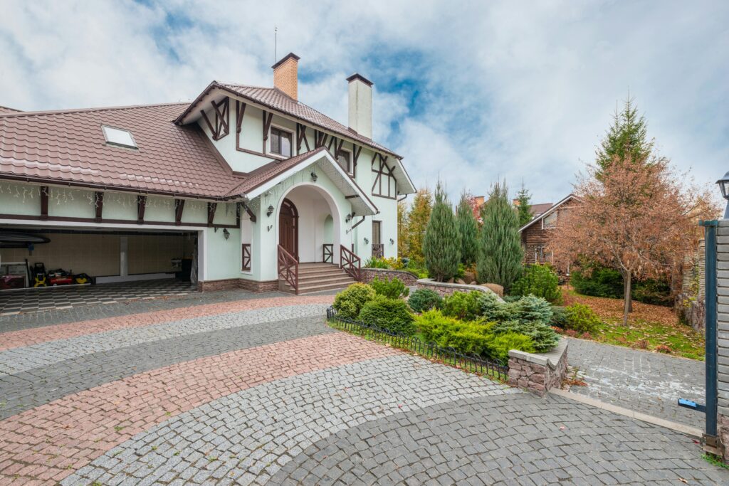 Keeping Your Bartlett Concrete Looking Great for Years