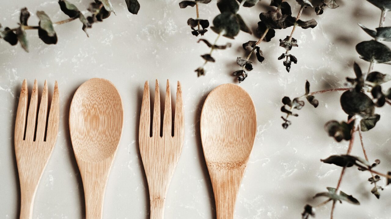 Olive Wood Utensils: Your Kitchen’s Warm, Lasting Companions